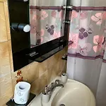 Porta Pispini - Per Gruppi Vicina Al Centro Сиена